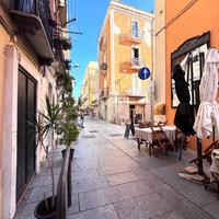 NEGOZIO A CAGLIARI