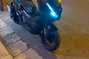 Honda Adv 350