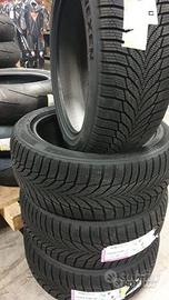 Gomme Invernali Nexen Tire 235/45 R18 98V