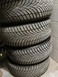 Pneumatici 215/50 r17