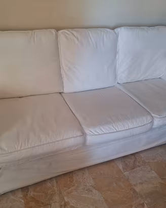 Divano 3 posti Ikea Ektorp colore bianco 