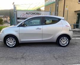 LANCIA Ypsilon 1.2 69 CV 5 porte Platinum