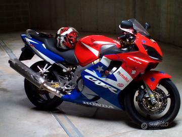Honda CBR600F 2001