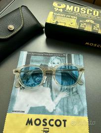 MOSCOT
