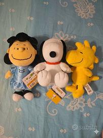 Lotto Peluche Peanuts Nuovi-Snoopy, Lucy, Woodst, 