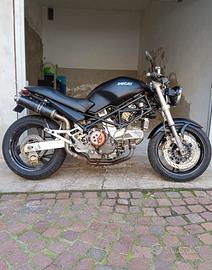 Ducati monster 900