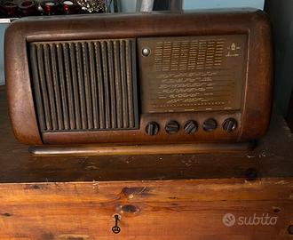 Radio Magnadyne 1950 ca