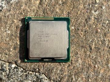 Processore desktop Intel Core i3-2120 SL05Y 3.30 G
