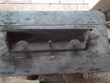 attaccapanni in legno