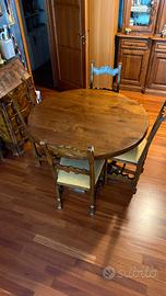 Tavolo rotondo stile Antiquariato