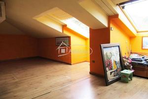 Attico / Mansarda di 100 m² con 4 locali e box aut