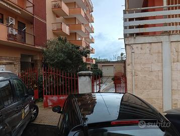 Spazi ad uso cantina per deposito materiali