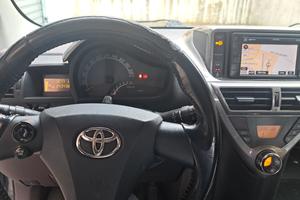 TOYOTA IQ 14 D4D DIESEL NAVIGATORE