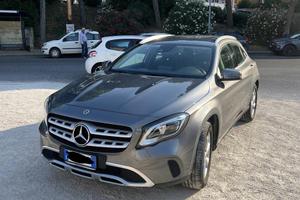 GLA 200D