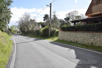 Terreno di 1845 m² a Minturno