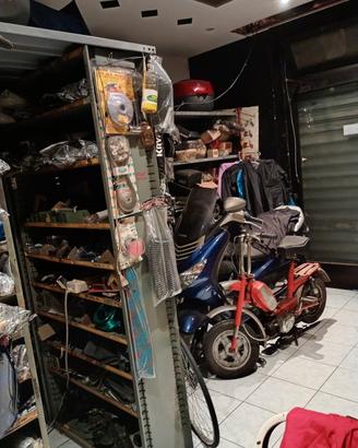 pezzi di ricambio cessata attività moto scooter