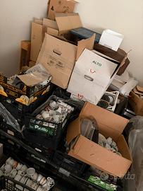 lotto Tazzine di diverso modello e grandezza