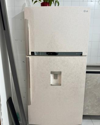 Frigorifero combinato LG modello GTF925SEPZD WiFi