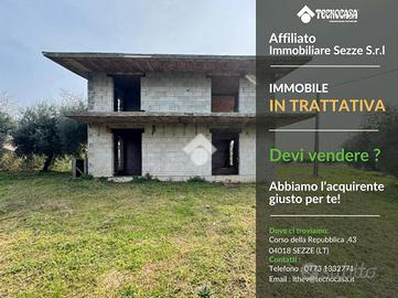 4 LOCALI A SEZZE
