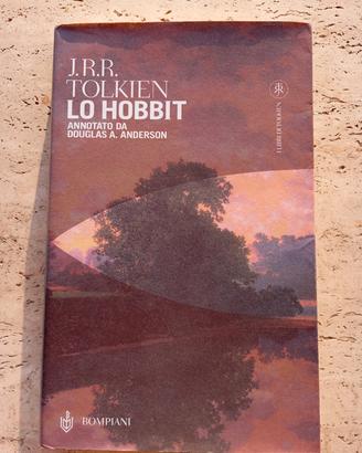 Lo hobbit annotato. Tolkien