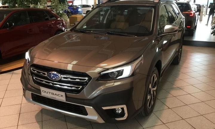 Subaru Outback 2.5i Lineartronic Premium MY25
