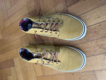 Scarpe Vans 42 stile scarponi Timberland