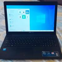 Notebook Asus Intel modello Slim perfetto.