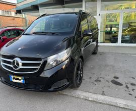 Mercedes v220