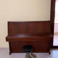 Pianoforte verticale Cherny