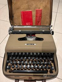 Olivetti Lettera 22 rara versione L goffrata