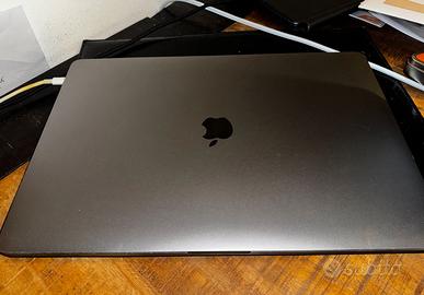 Apple MacBook Pro 16" 2019 – i7 6-core / 16GB / 5
