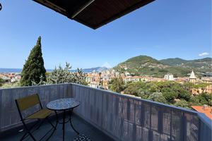 3 LOCALI A CHIAVARI