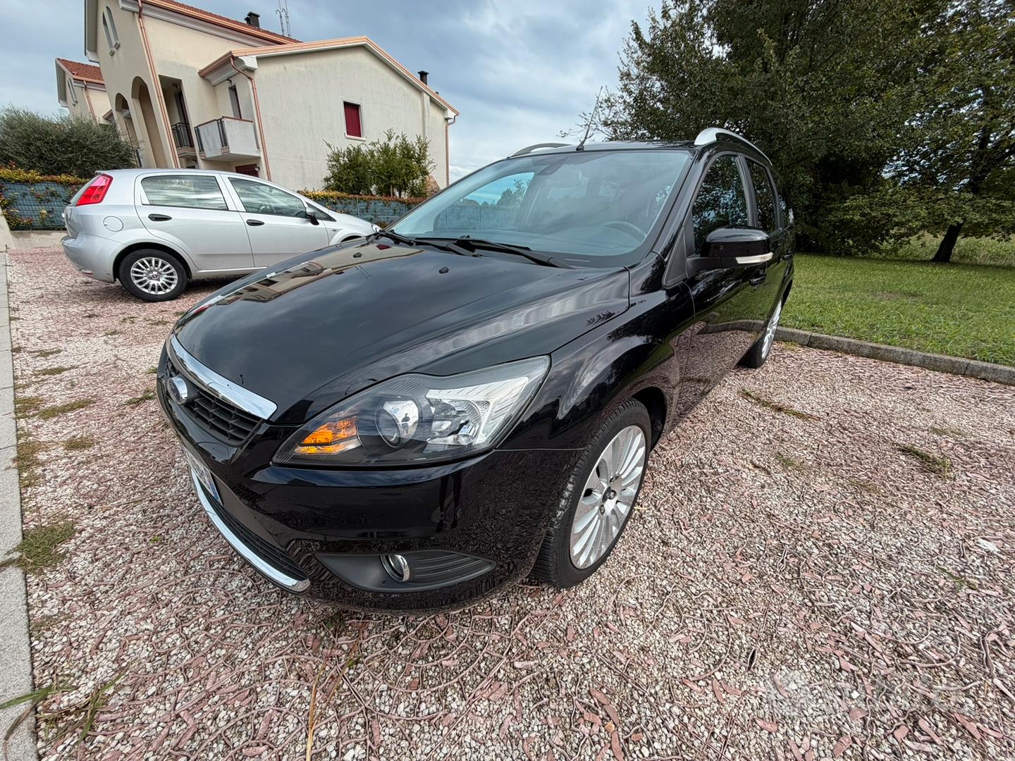 Ford Focus 2008 photo 2
