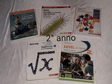 libri scolastici 2° anno liceo