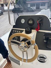 gommone Trimarchi