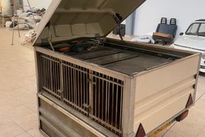 Carrello rimorchio auto - trasporto cani