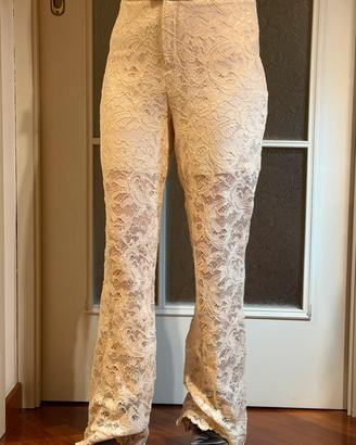 Pantalone di pizzo floreale con trasparenze Nualy