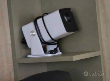 Proiettore Full HD 1080 con App Integrate