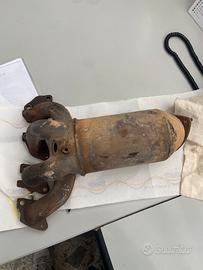 Collettore di scarico con calizzatore integrato GM