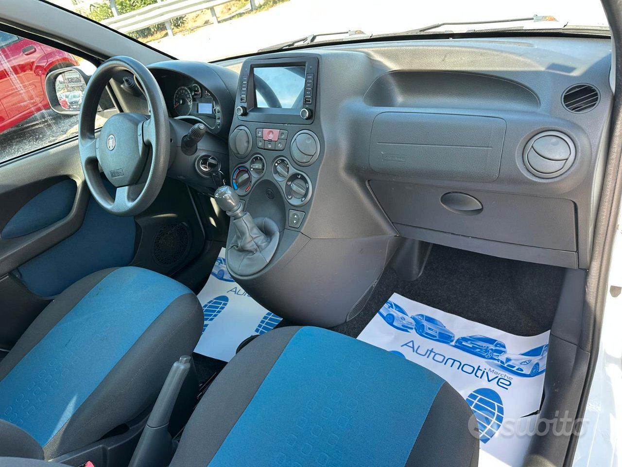Fiat Panda 2010 photo 4