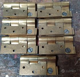  Cerniere con premontaggio