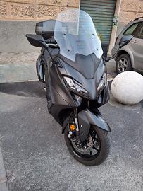 T-MAX 560 2022 garanzia ufficiale. Originale