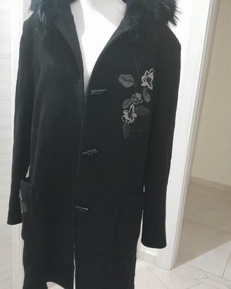 cappotto in pura lana vergine  con cappuccio 