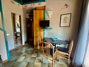 2 LOCALI A PONTE DI LEGNO