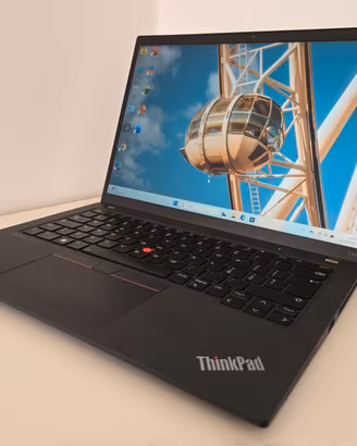 Lenovo ThinkPad T14s G2..i7-1185G7..Ram 8 SSD 512.