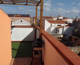 S.Antioco,con terrazza pressi portic vacanz e week