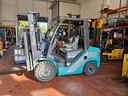 carrello-elevatore-diesel-3000kg-semicabinato-