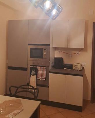 cucina componibile, come nuova, compresa di