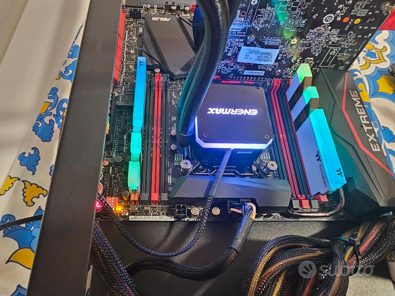 Asus Rampage V Extreme + CPU i7 5820K - Informatica In vendita a