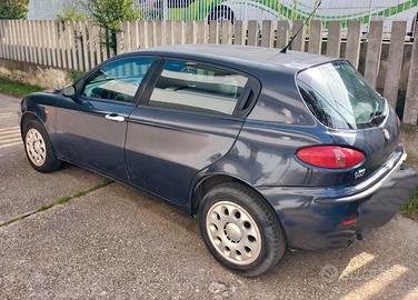 Alfa Romeo 147